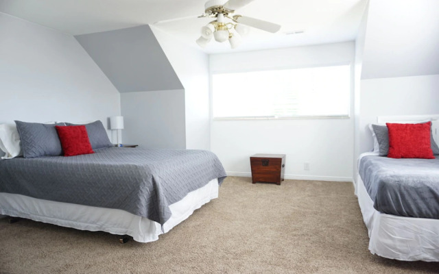 Large Room near UVU & BYU