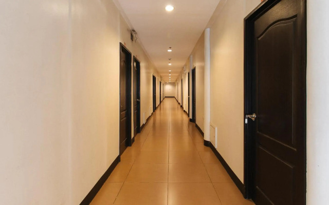 RedDoorz Plus @ EDSA Congressional
