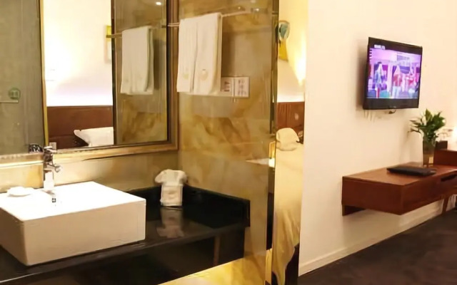 New Continental Hotel