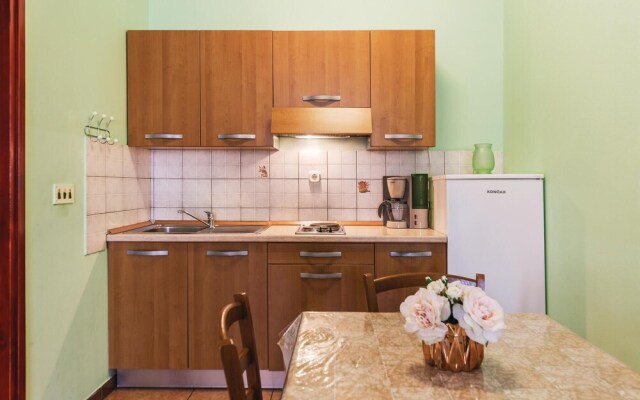 Nice Home in Liznjan With Wifi and 1 Bedrooms