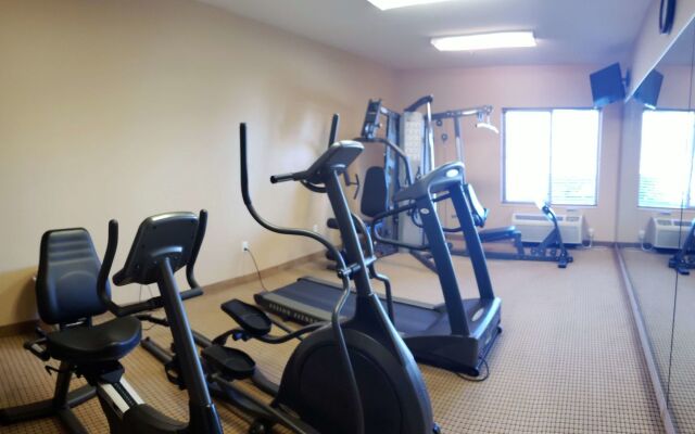 Saffron Inn & Suites