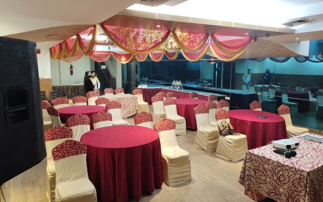 Hotel Anand Retreat