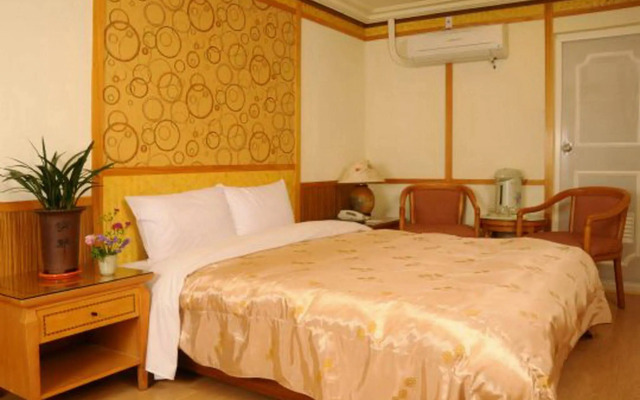 Jenq Yang Hotspring Hotel