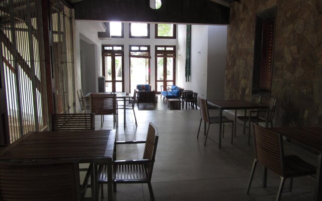 Isana Beach House