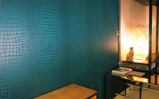 Giardini Wallcoverings Official Apartment