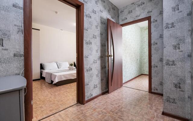 Апартаменты на улице Титова 238