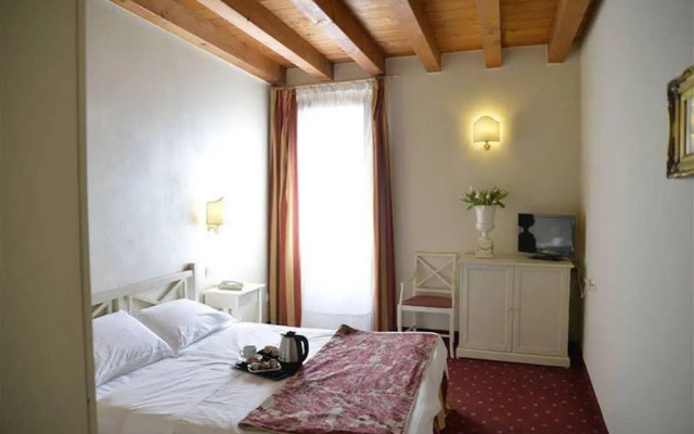 Mi Casa es Tambien tu Casa VIPS