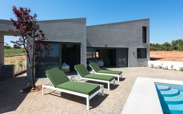 Theeta Pefko Villa - Metamorfosi Halkidiki