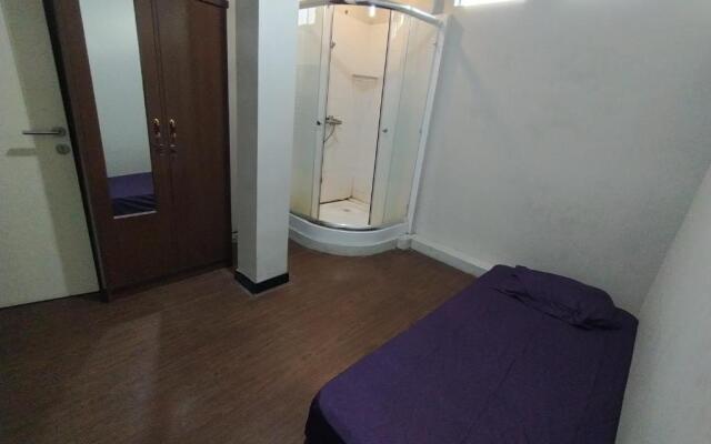 OYO Life 2736 Pondok Klara