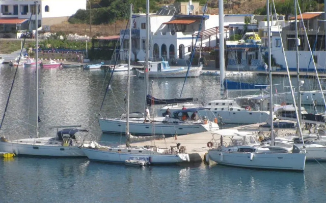 Studios Akrogialli