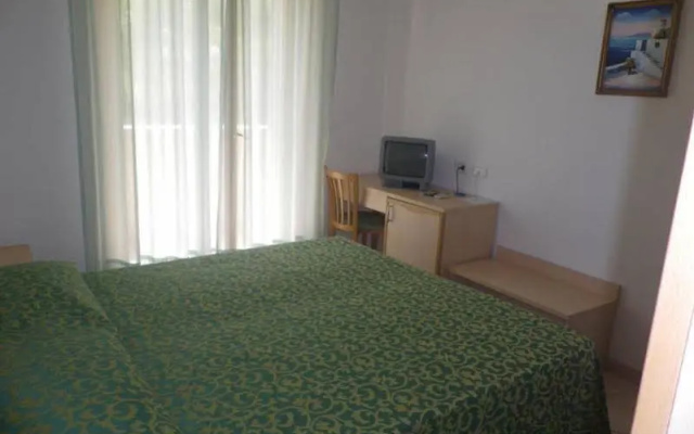 Touring Hotel