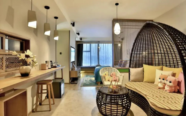 HAOZEN HOTEL (Sanyang Square Railway Station)