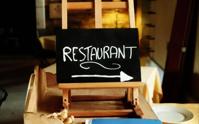 Hôtel Restaurant Les Orangeries