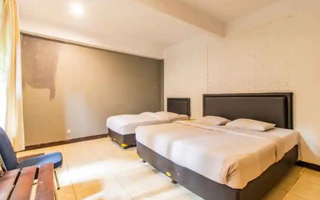 Villa de Rossa – Guest Rooms – Lembang