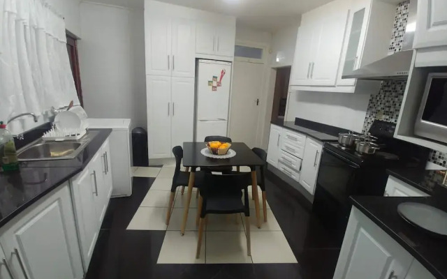 Nkosazana Guest House