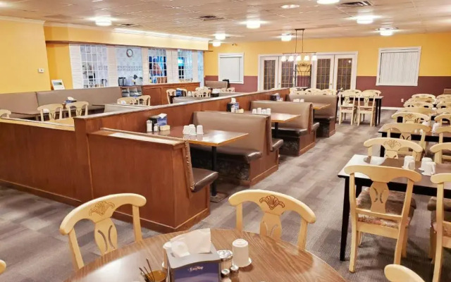Moosomin Country Squire Inn