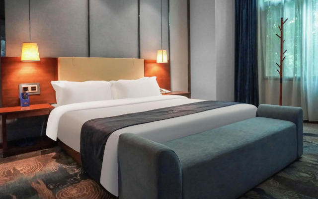 Weijing Zhouji Hotel