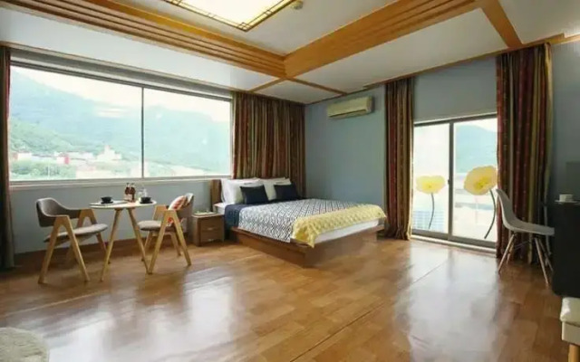 Ulsan Sandia Oncheon Pension