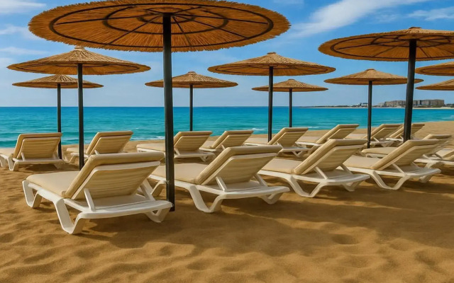 Palm Beach Hotel