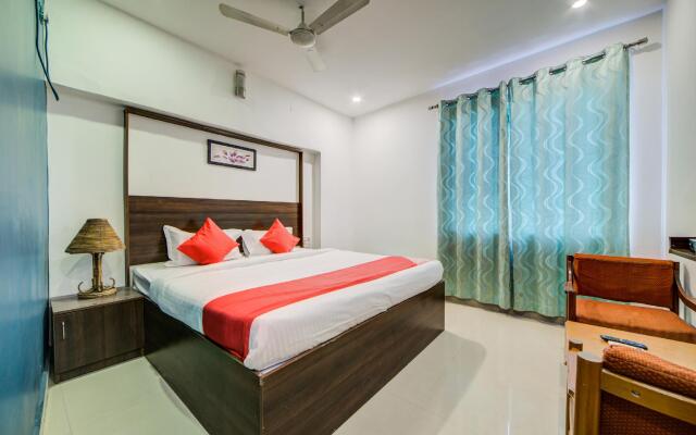 OYO 4025 Hotel Meredian Orchid