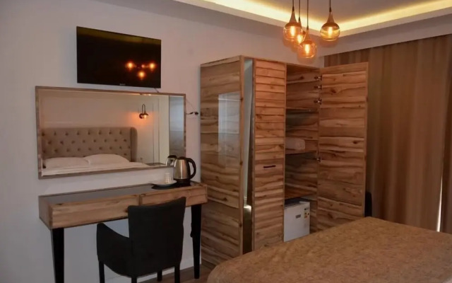 Antigonia Boutique Hotel
