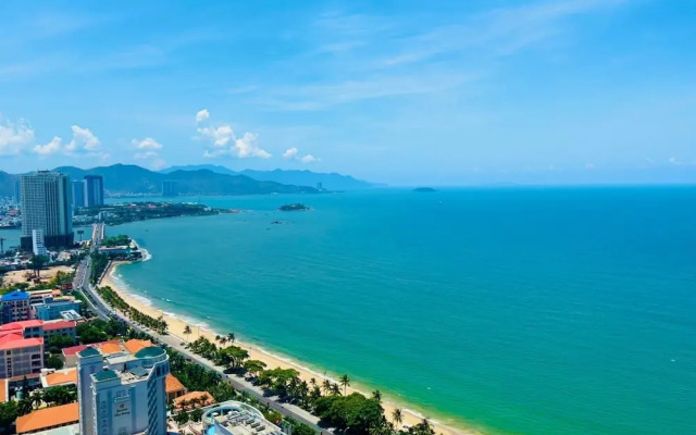 Gold Coast Apartment