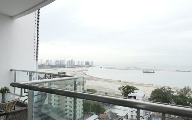 Gurney Seafront Supercondo 4b Penthouse