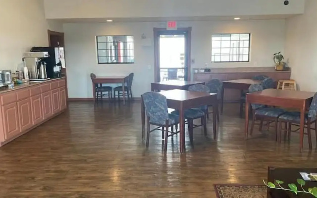 Southern Inn & Suites