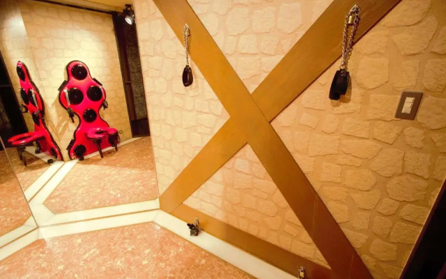 Hotel LaLa (Adult Only)