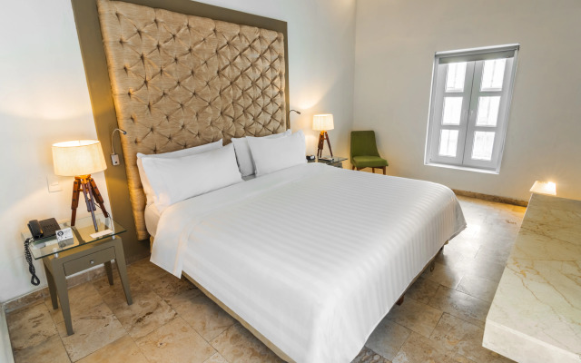 GHL Collection Armería Real Hotel
