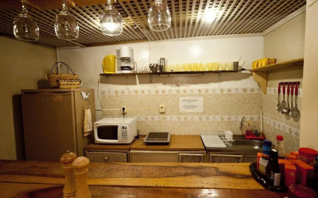 Black Cat Hostel