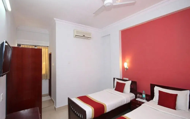 SR Legend Inn by OYO Rooms