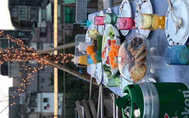 Myeongdong Artmonstay Guesthouse