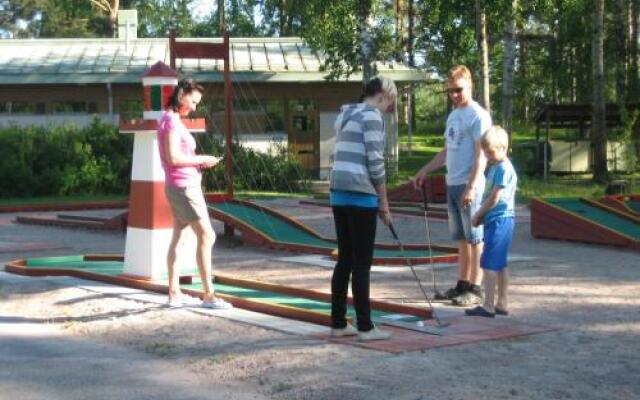 Heinolan Heinäsaari -Holiday and camping