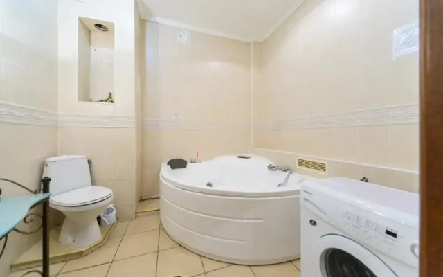 Cozy apartment near Olympic Stadium 2
