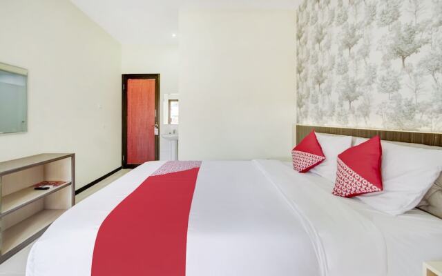 OYO 1024 Palem Asri Residence Syariah