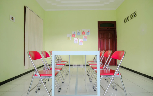 OYO Life 2508 Alba Suites Homestay Syariah