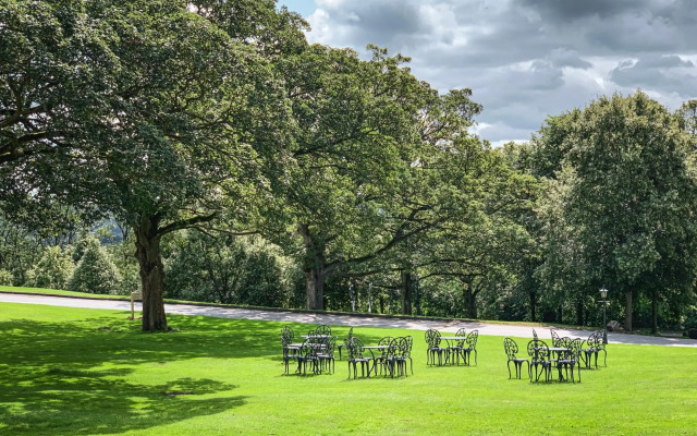 Hollins Hall Hotel, Golf & Country Club