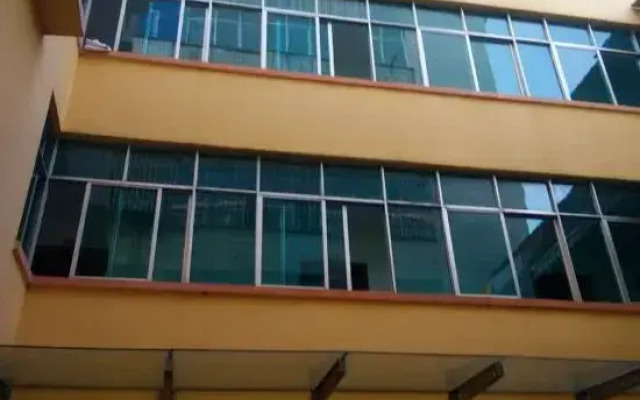 Yufeng Hotel