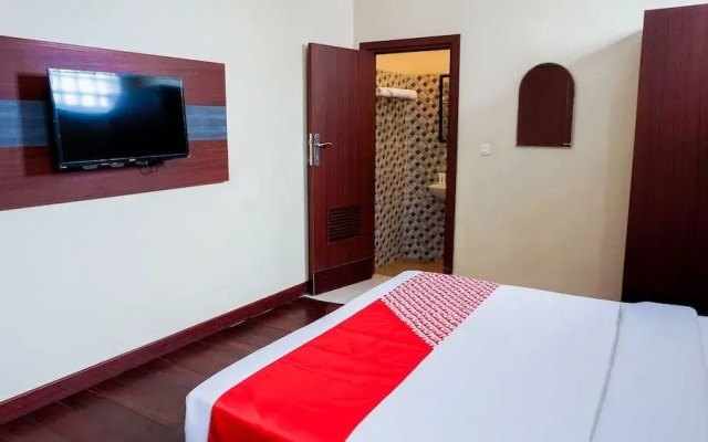 Oyo 1754 Maleo Exclusive Residence