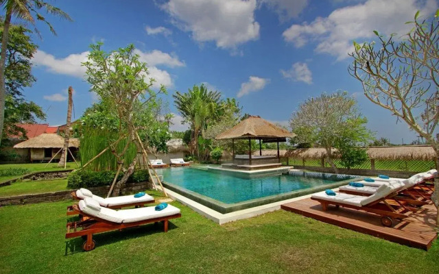 Villa Istana Semer