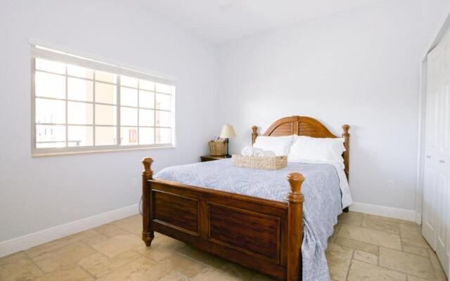 Vistalmar Beach Resort