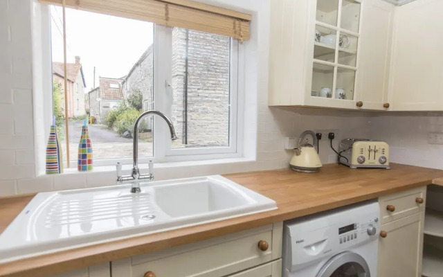 Withy Cottages