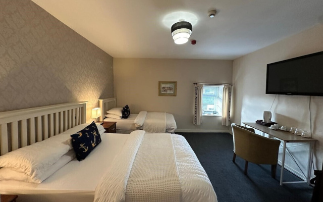 Anchor Hotel