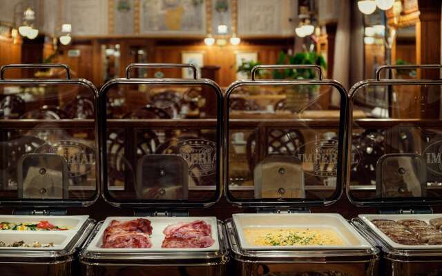 Art Deco Imperial Hotel