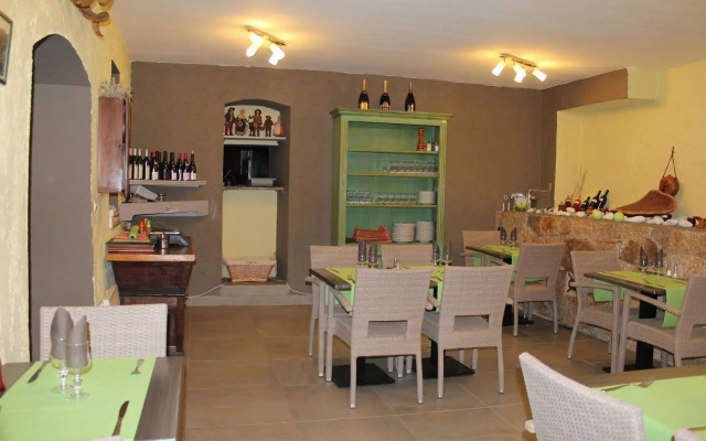 Hôtel Restaurant U Santa Maria