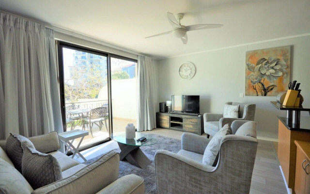 Island Club G18 by CTHA