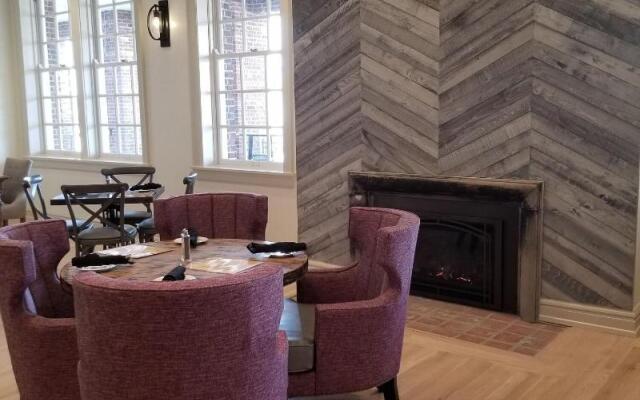 The Stella Hotel & Ballroom