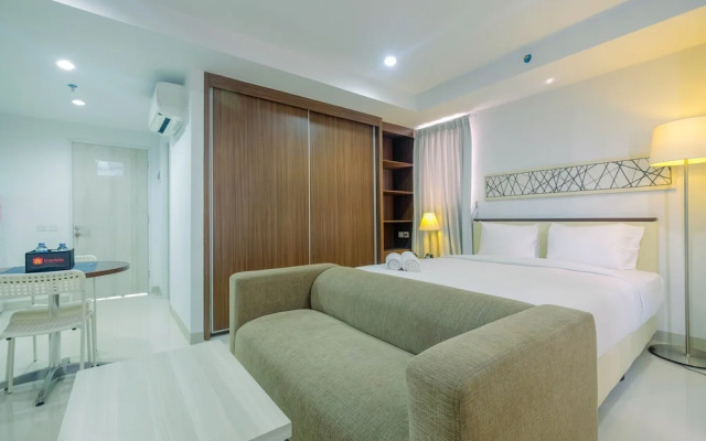 Trendy and Spacious Studio Azalea Suites Apartment