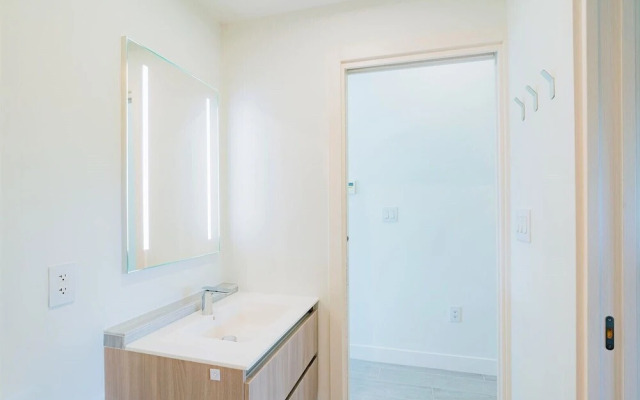 Cayman Luxury Rentals at The Grove